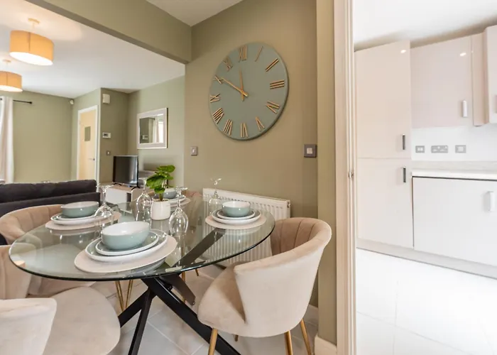 Modern House 2 Bedroom 5 Beds * Μάντσεστερ