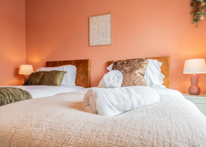 Modern House 2 Bedroom 5 Beds Prázdninový dům Manchester