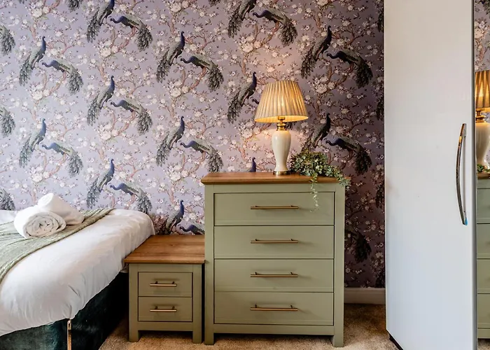 Modern House 2 Bedroom 5 Beds 펜션 맨체스터