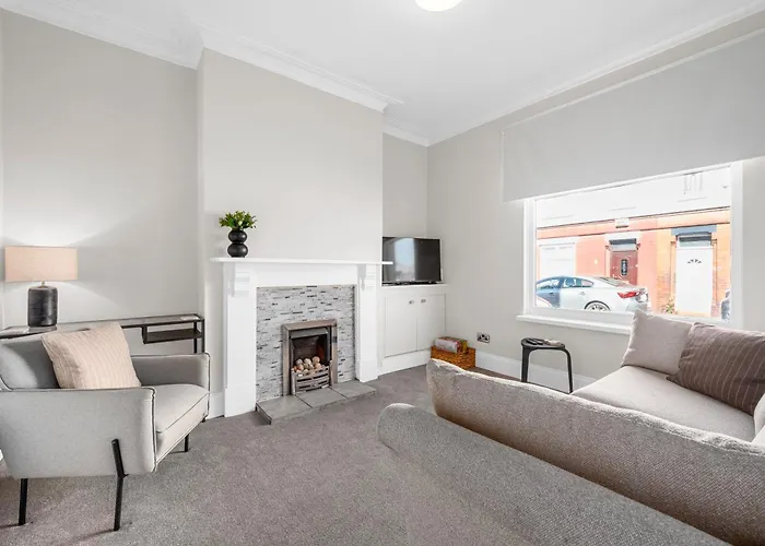 Lejlighed Three Bedroom House By Brookland Serviced Short Lets With Free Wifi Manchester