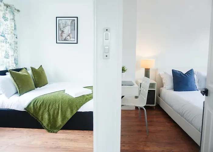 Spacious 3br Near Etihad And Coop Live - Free Parking! Сasa de vacaciones Mánchester