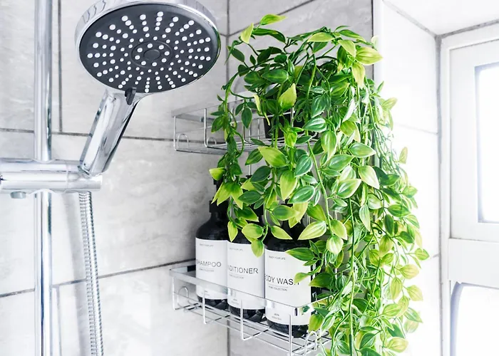 度假居 Spacious 3Br Weekend Getaway Home Near Etihad And Coop Live - Free Parking!