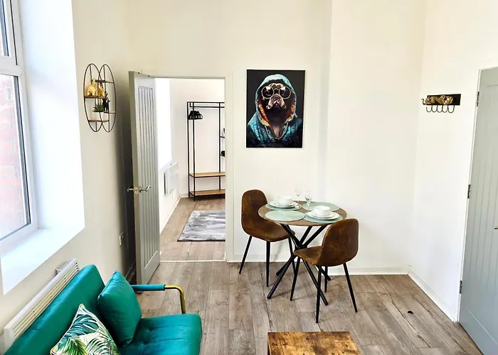 Апартаменты Stylish 1br Executive Bury With Kitchen And Wifi *