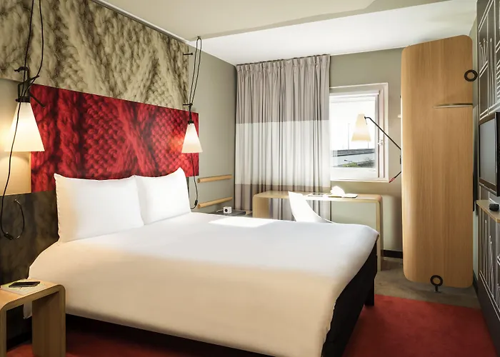 Ibis Centre Princess Street Manchester