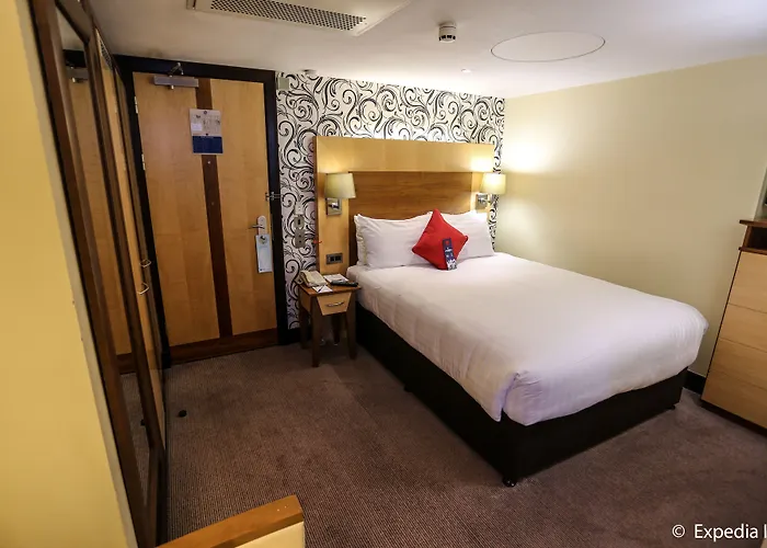 The Alan 4* Manchester