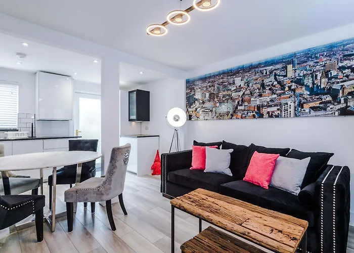 Minutes To The Coop Live Arena & Etihad Stadium - Free Parking W Ev Charger 曼彻斯特