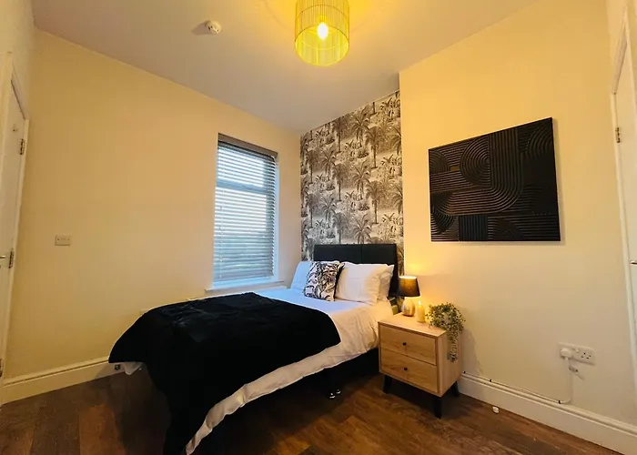 Stylish 5br 5ba In Salford Street Parking * 맨체스터