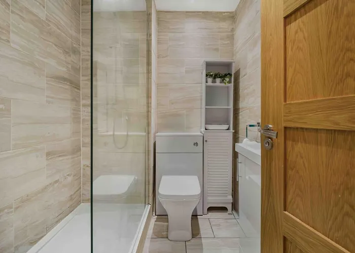 Guestready - Charming Retreat In Trafford Manchester