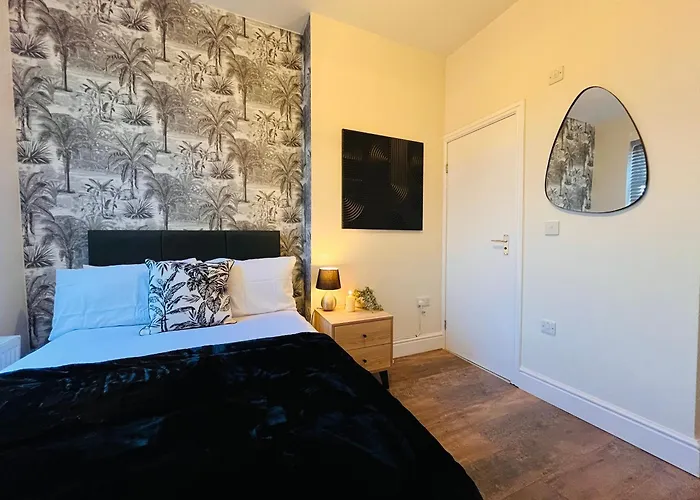 Prázdninový dům Stylish 5br 5ba In Salford Street Parking Manchester