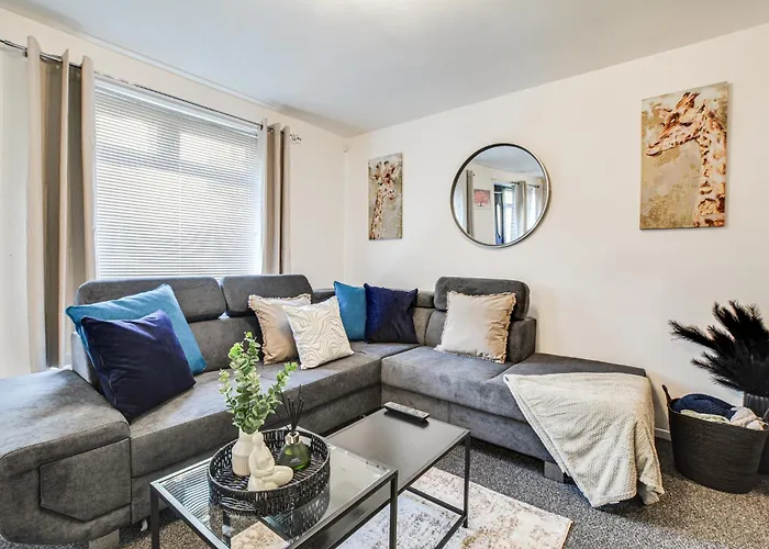 別荘 New 3 Bedroom Stylish With Drive & Garden *