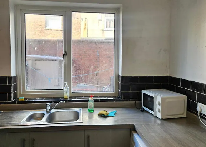 29 Decent Homes * Manchester