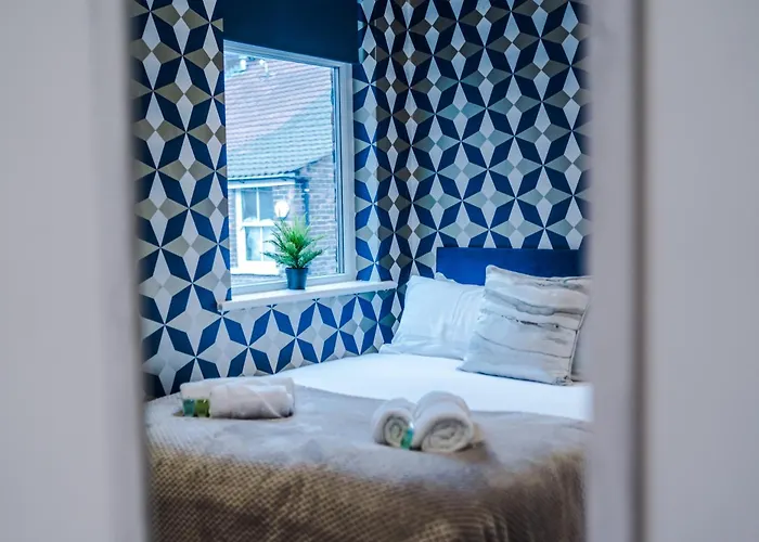 Dom wakacyjny Stunning 5bed 3bath House, Parking,