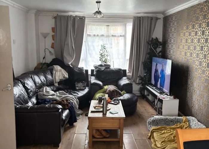 Female&family Single, Double And King Size With Shared Bathroom Accommodatie bij particulieren *