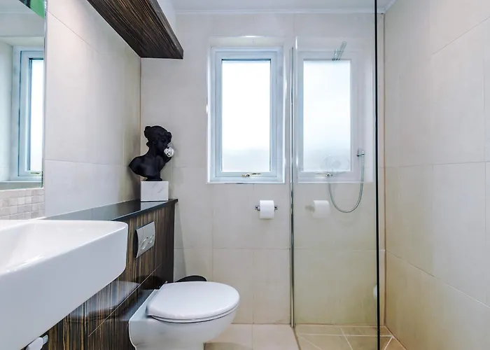 Prázdninový dům Minutes To The Coop Live Arena & Etihad Stadium - Free Parking With Ev Charger