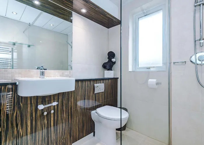 Minutes To The Coop Live Arena & Etihad Stadium - Free Parking With Ev Charger Dom wakacyjny *