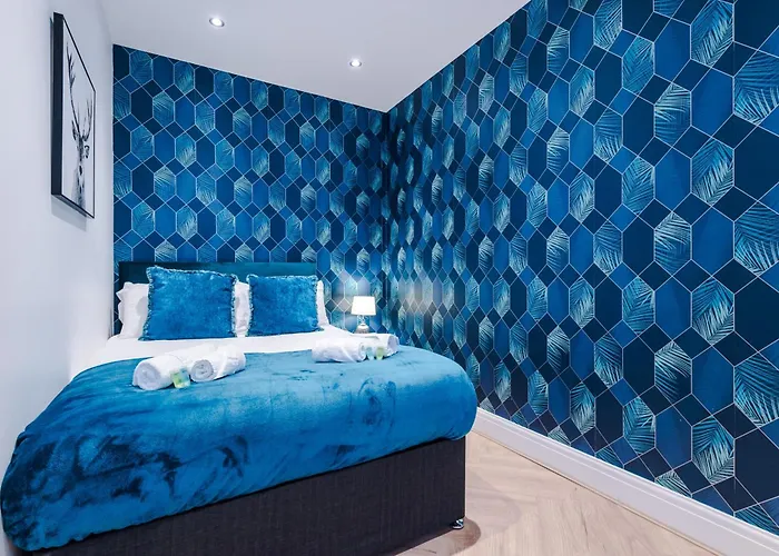 Dom wakacyjny Stunning 5bed 3bath House, Parking, Manchester