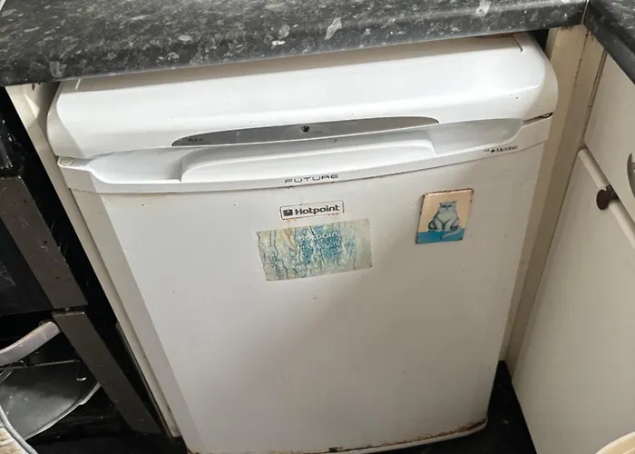 Female&family Single, Double And King Size With Shared Bathroom