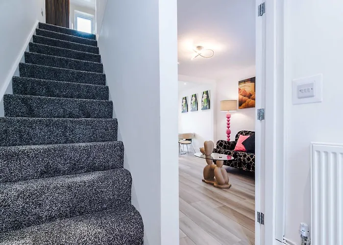 Minutes To The Coop Live Arena & Etihad Stadium - Free Parking With Ev Charger *