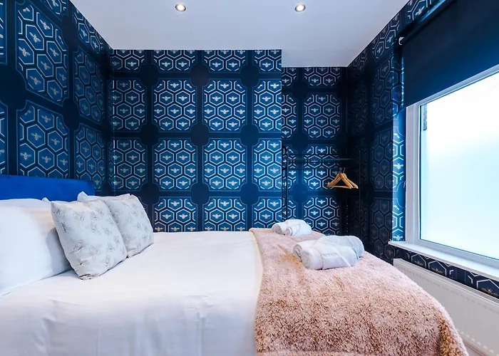 펜션 Stunning 5bed 3bath House, Parking, *