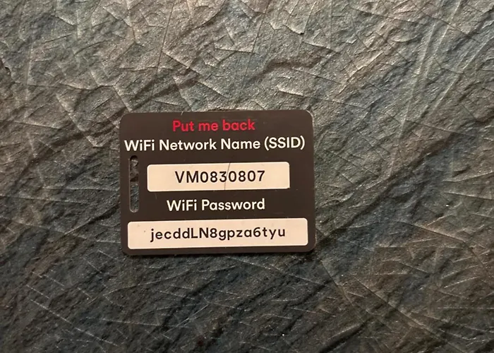 Female&family Single, Double And King Size With Shared Bathroom Mánchester