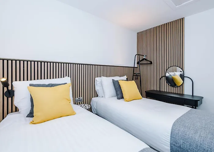 Minutes To The Coop Live Arena & Etihad Stadium - Free Parking With Ev Charger Prázdninový dům Manchester