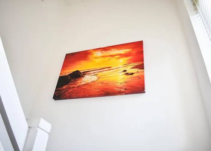 Casa vacanze New 3 Bedroom Stylish With Drive & Garden Manchester