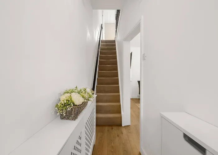 Bright And Cosy 3-bedroom Near - Free Parking - Sleeps 6 * Manchester