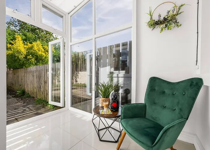 Bright And Cosy 3-bedroom Near - Free Parking - Sleeps 6 Manchester