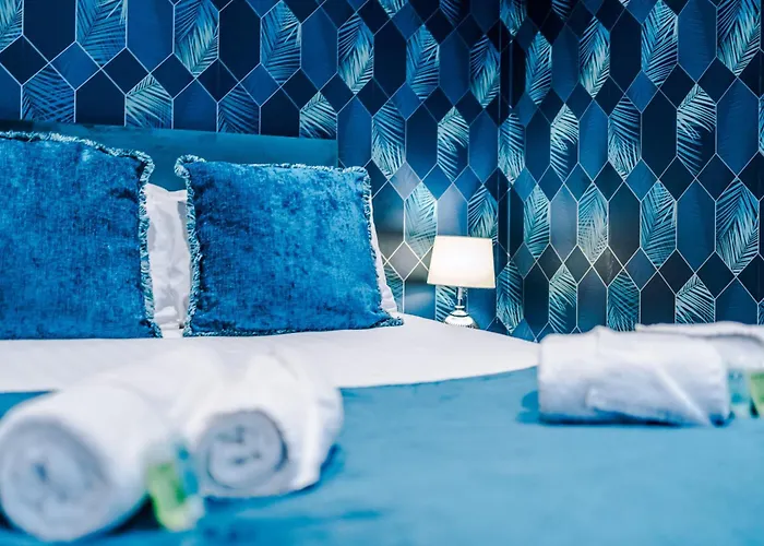 Dom wakacyjny Stunning 5bed 3bath House, Parking, *