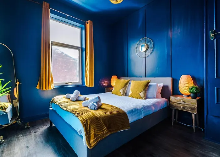 Spacious 4br With 3 Baths, *