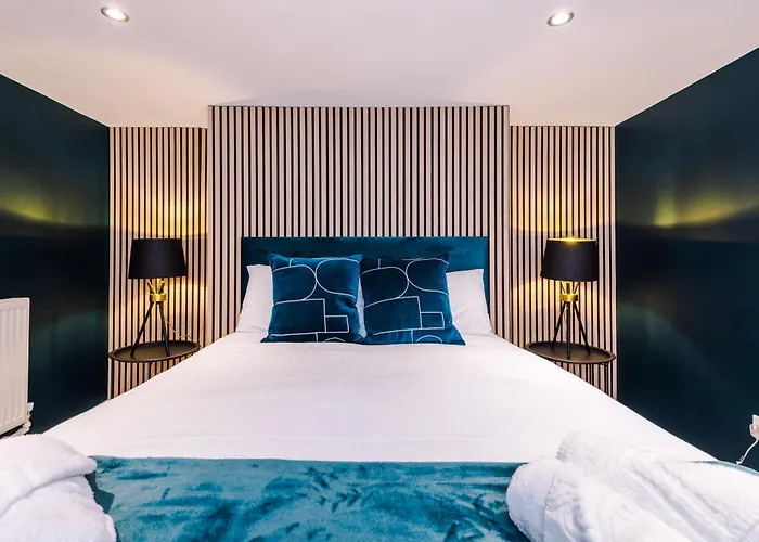 Dom wakacyjny Stunning 5bed 3bath House, Parking, *