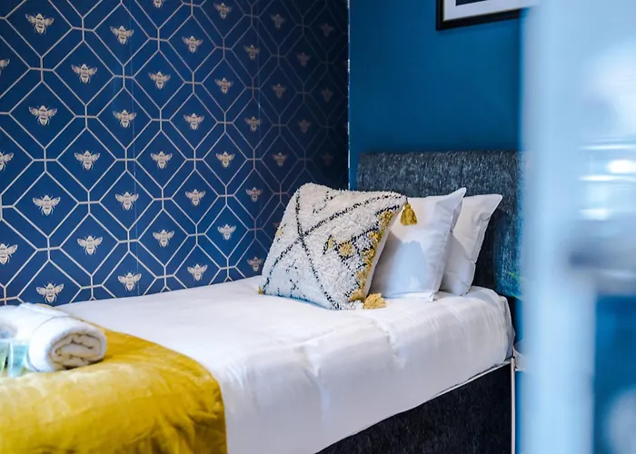 Stunning 5bed 3bath House, Parking, * 맨체스터