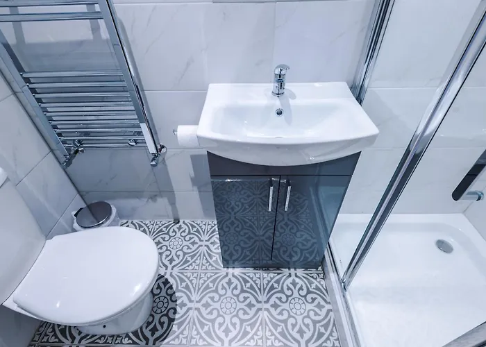 펜션 Stunning 5bed 3bath House, Parking,