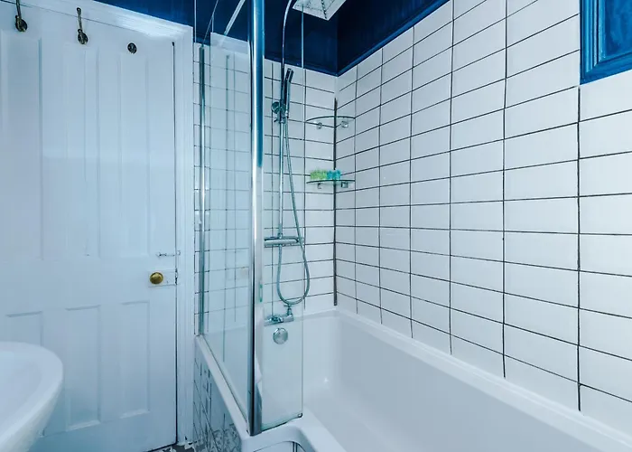 펜션 Spacious 4br With 3 Baths, *