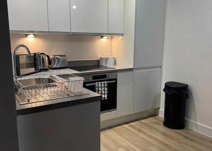 Appartamento Elegant Near Stadium Free Parking