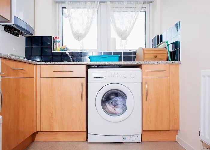 Apartment Away From Manchester