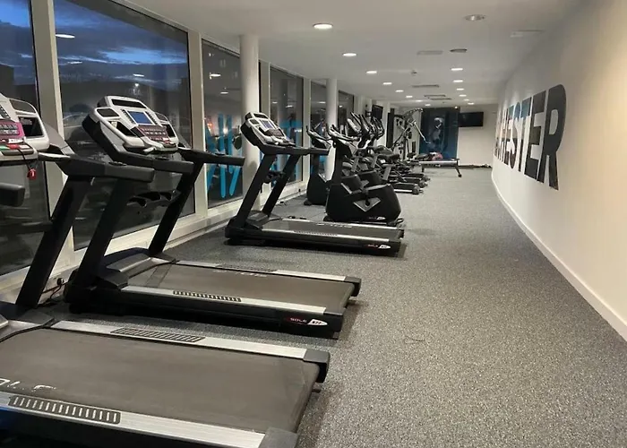 Condo-terrace-gym-games -free Secure Parking- Διαμέρισμα *