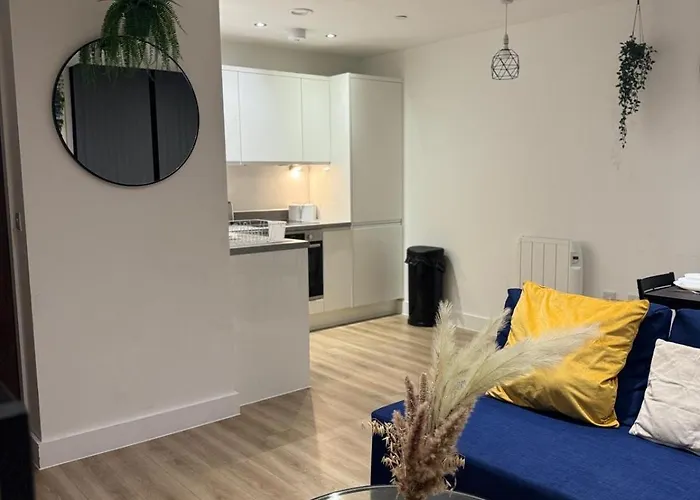 Elegant Near Stadium Free Parking