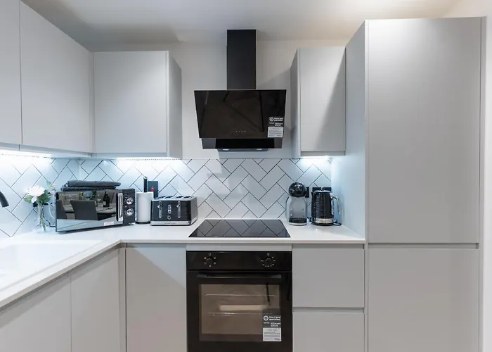 아파트 2 Bed Apartment, In The Heart Of Centre! 7 Mins Walk From Piccadilly Station! 맨체스터