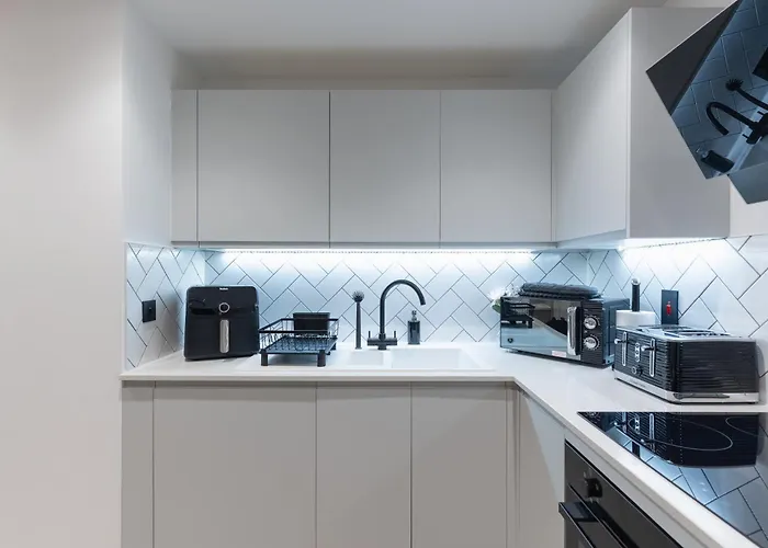 2 Bed Apartment, In The Heart Of Centre! 7 Mins Walk From Piccadilly Station! Daire Manchester