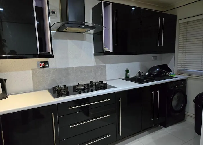 Apartman Stylish To Rent 100m From The Etihad And Coop Live *