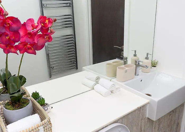 Stunning 2-bed Retreat - Ao Arena & Victoria Stn * 曼彻斯特