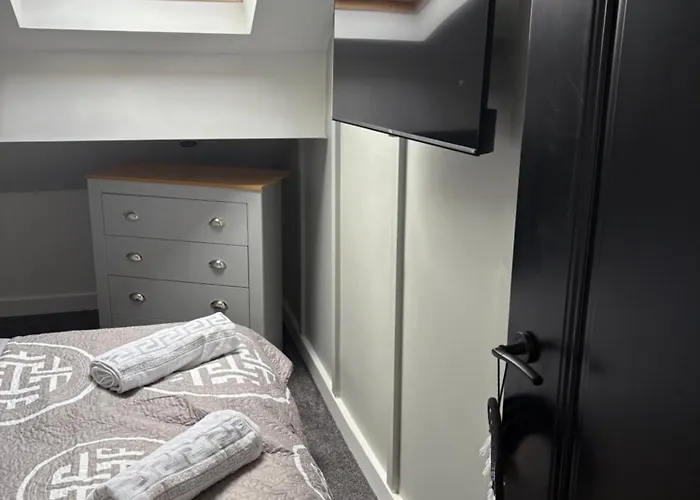 The Meadows - Flat 2 Apartament