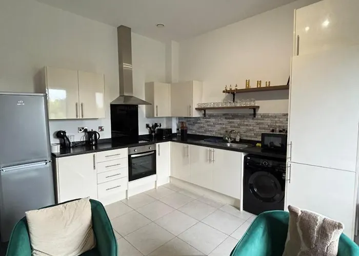 Quay House - Modern In Salford Apartment *