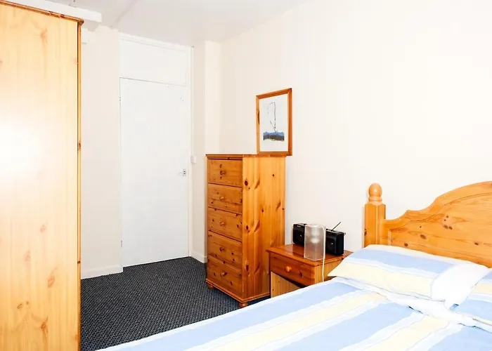 Apartment Away From Manchester