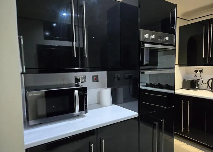 Stylish To Rent 100m From The Etihad And Coop Live Manchester