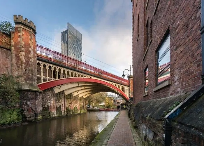 Stunning Centre Flat With A Terrace * Manchester