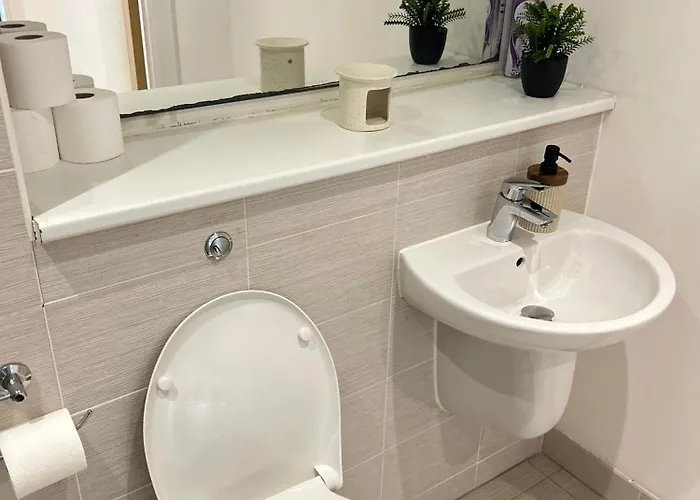 With - Terrace - Gym- Free Parking- Next To Man Stadium & Centre Apartmán Manchester