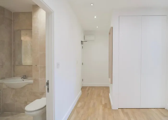 Daire Large Centre Stylish And Spacious *