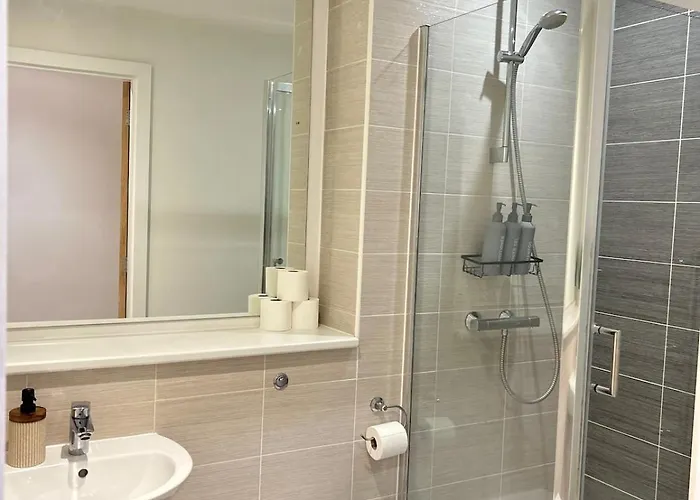 Condo-terrace-gym-games -free Secure Parking- Appartement